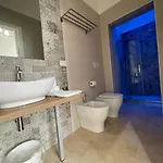 Domus Bianca Lancia 4*