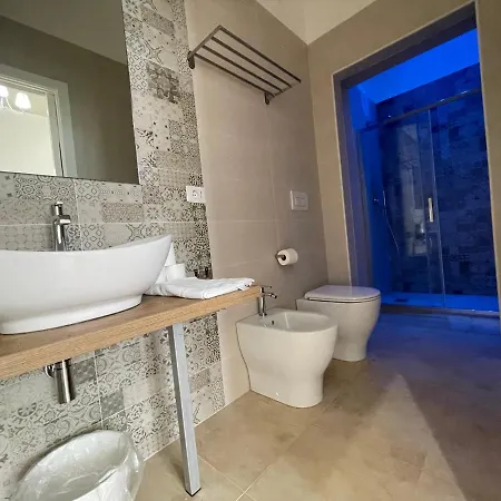 Domus Bianca Lancia 3*