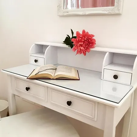 Domus Bianca Lancia 3*