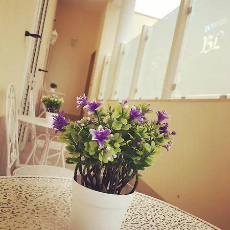 Domus Bianca Lancia 3* Манфредония